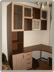 стол с пеналом и надстройкой в детской комнате на заказ в Запорожье