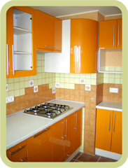 глянцевая оранжевая кухня