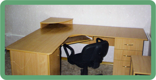 угловой письменный стол